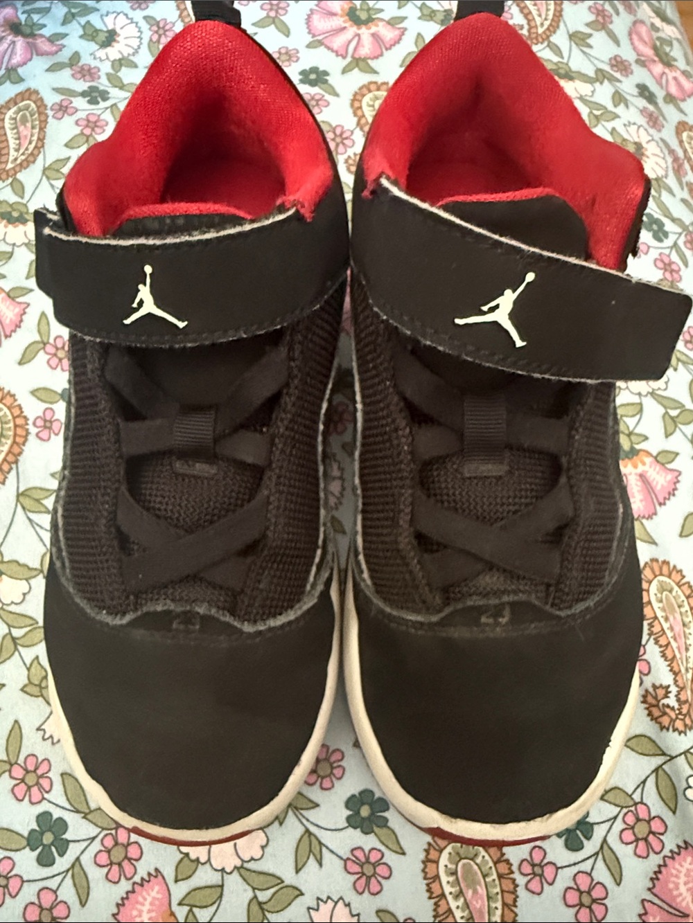 Jordan Kids Black Sneakers with Red Lining and White Jumpman